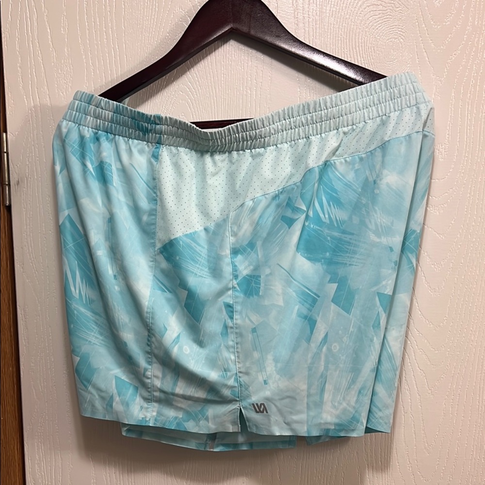 Blue Athletic Shorts with Elastic Waistband and Quick-Dry Fabric - Picture 6 of 8